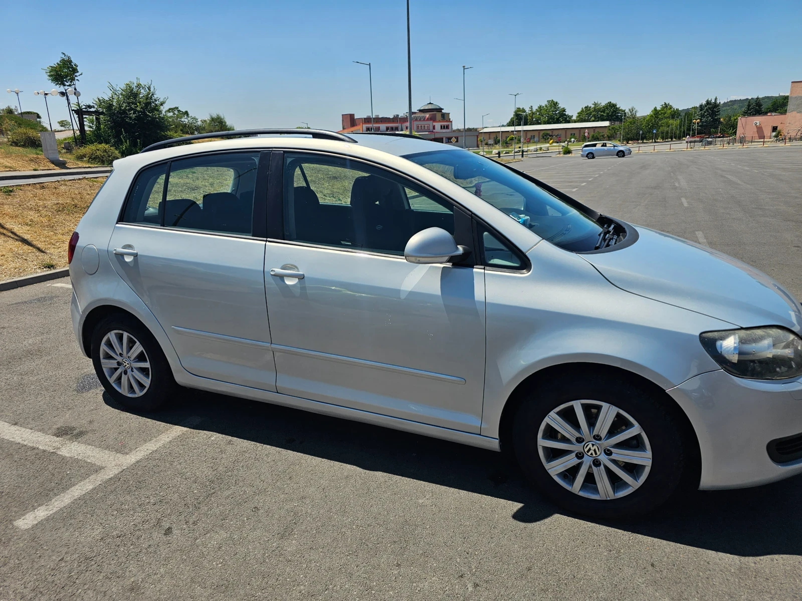 VW Golf Plus, снимка 4 - Автомобили и джипове - 55364681