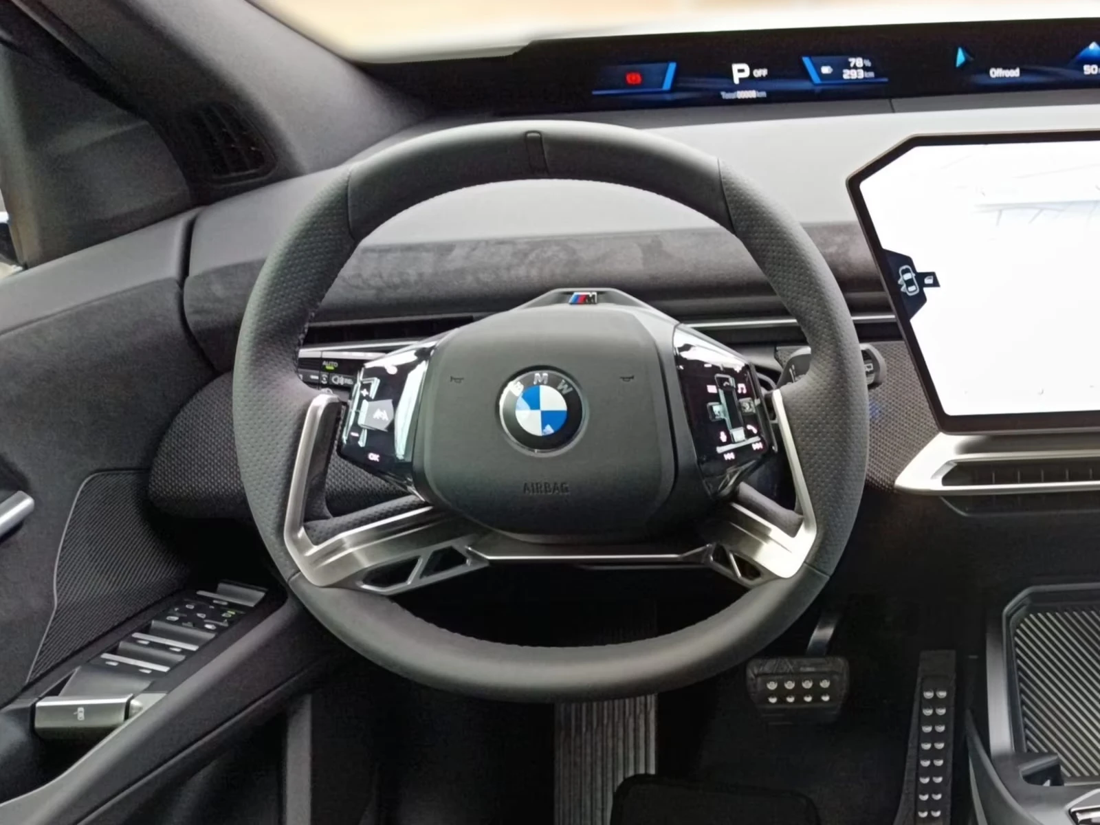 BMW iX3 40 / M SPORT / ICONIC GLOW / HUD / , снимка 12 - Автомобили и джипове - 55471874