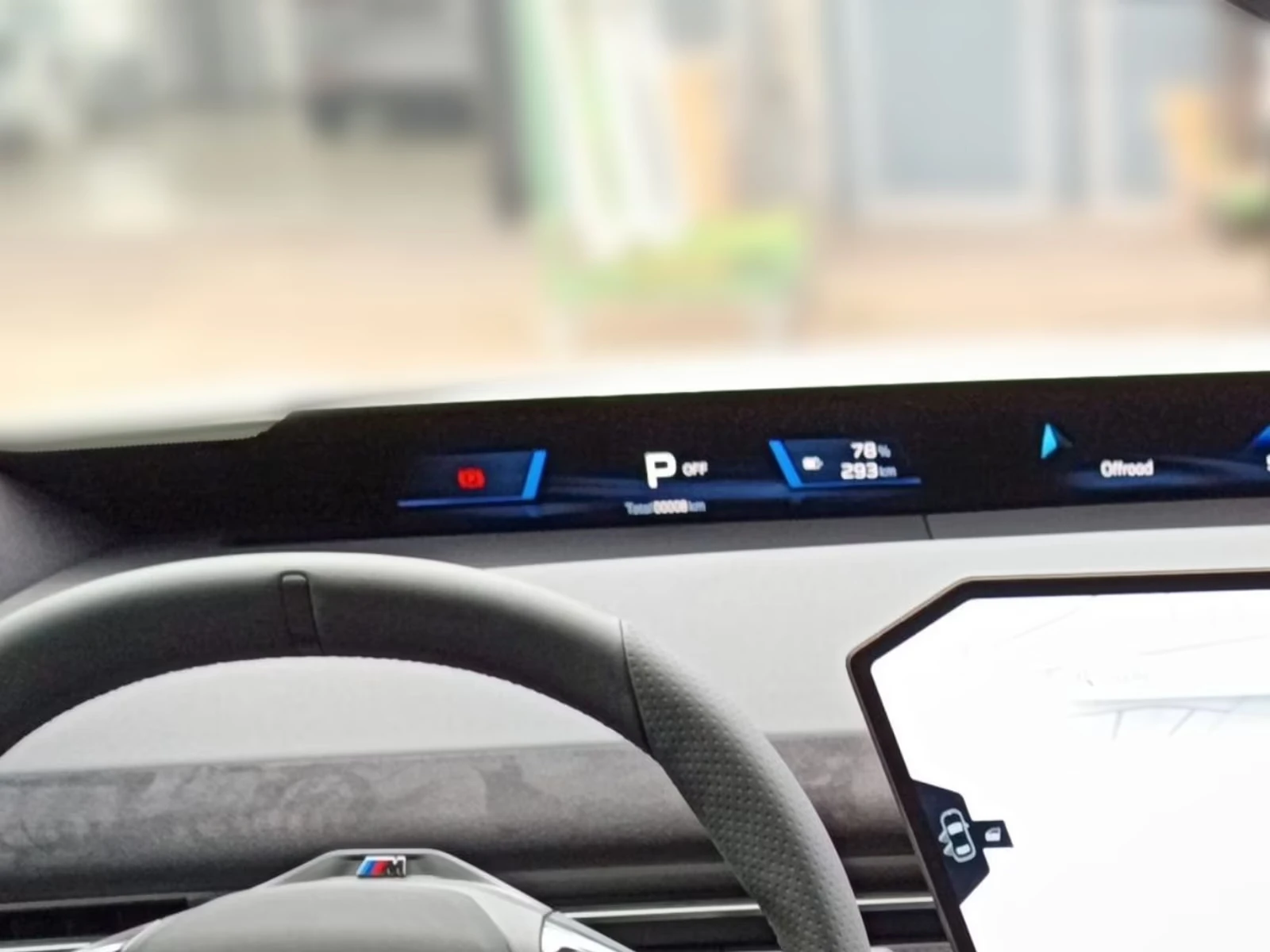 BMW iX3 40 / M SPORT / ICONIC GLOW / HUD / , снимка 13 - Автомобили и джипове - 55471874