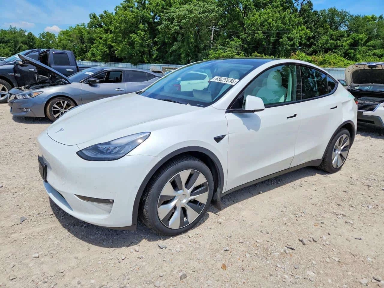Tesla Model Y Long Range* CARFAX * ОПЦИЯ ЗА ФИНАНСИРАНЕ