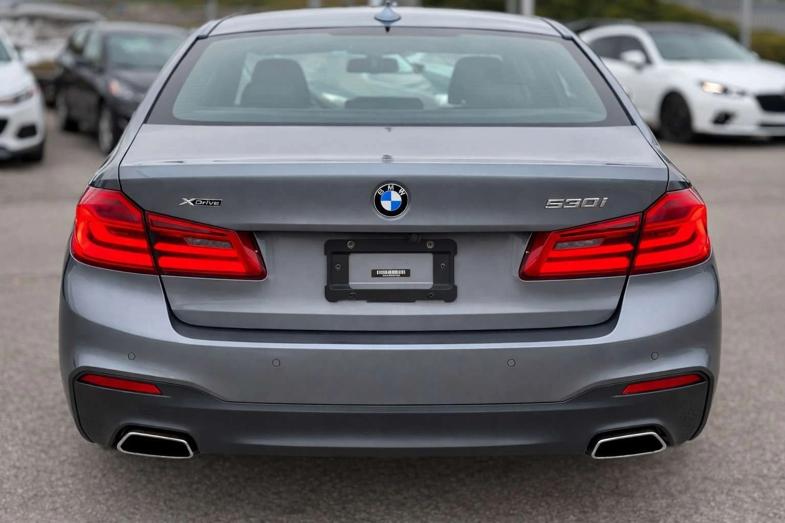 BMW 530 * 530i 530i xDrive * CARFAX * ЦЕНА ДО БГ, снимка 4 - Автомобили и джипове - 55930178