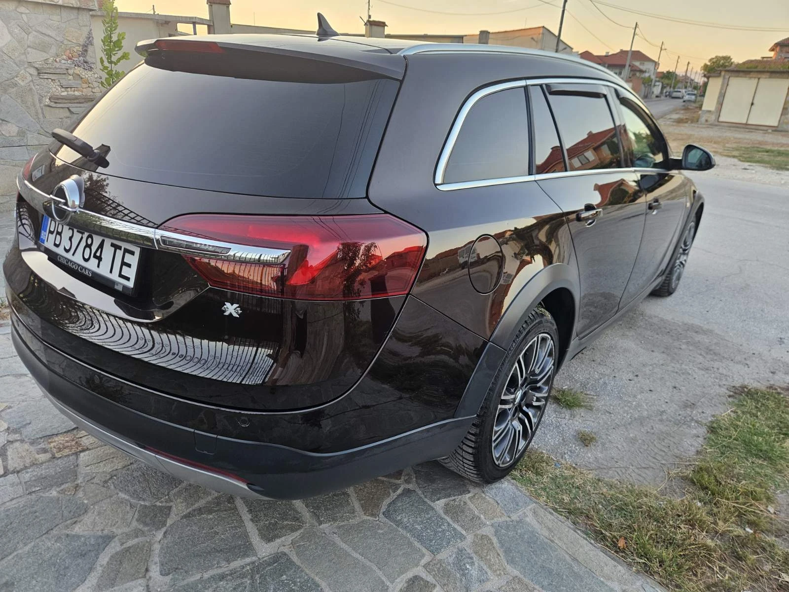 Opel Insignia 2.0TDI SPORT, снимка 4 - Автомобили и джипове - 56623511