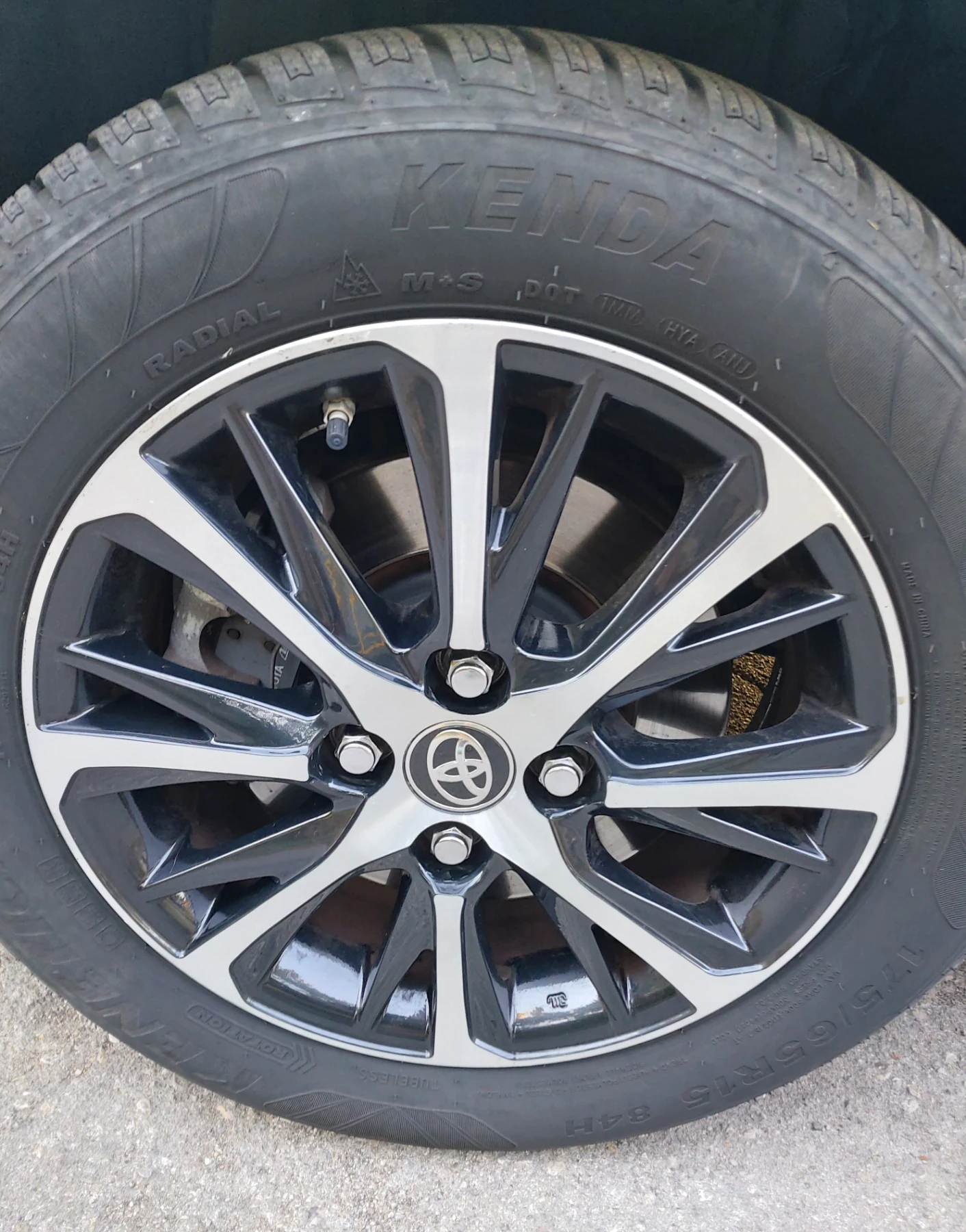 Toyota Yaris Feis Hybrid  FULL..., снимка 10 - Автомобили и джипове - 56097116