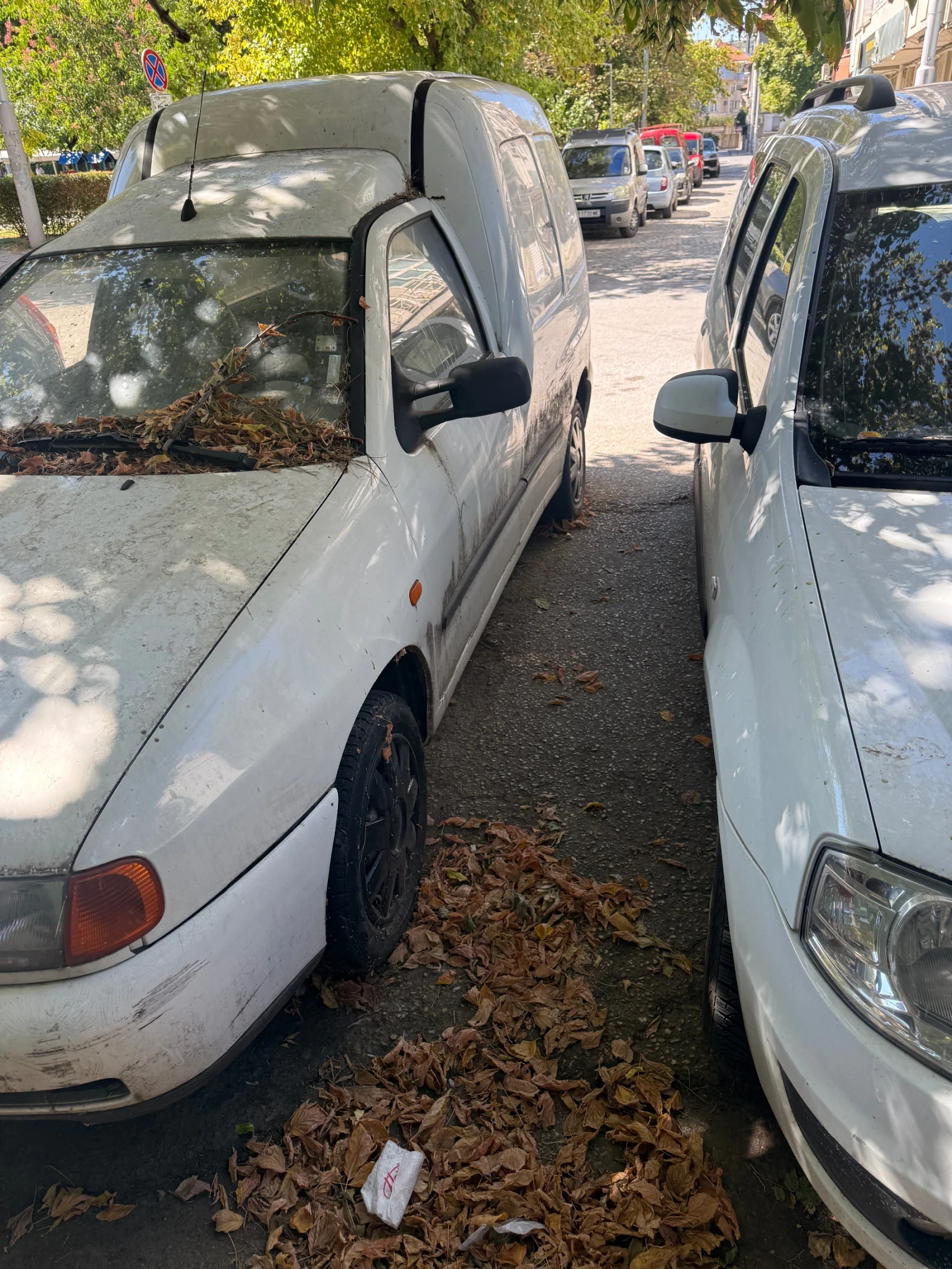 VW Caddy, снимка 2 - Автомобили и джипове - 56116617