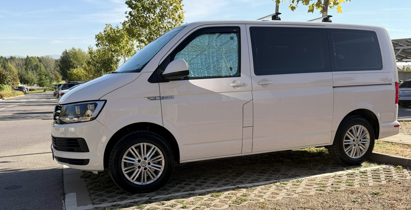 VW Multivan, снимка 2 - Автомобили и джипове - 56354777