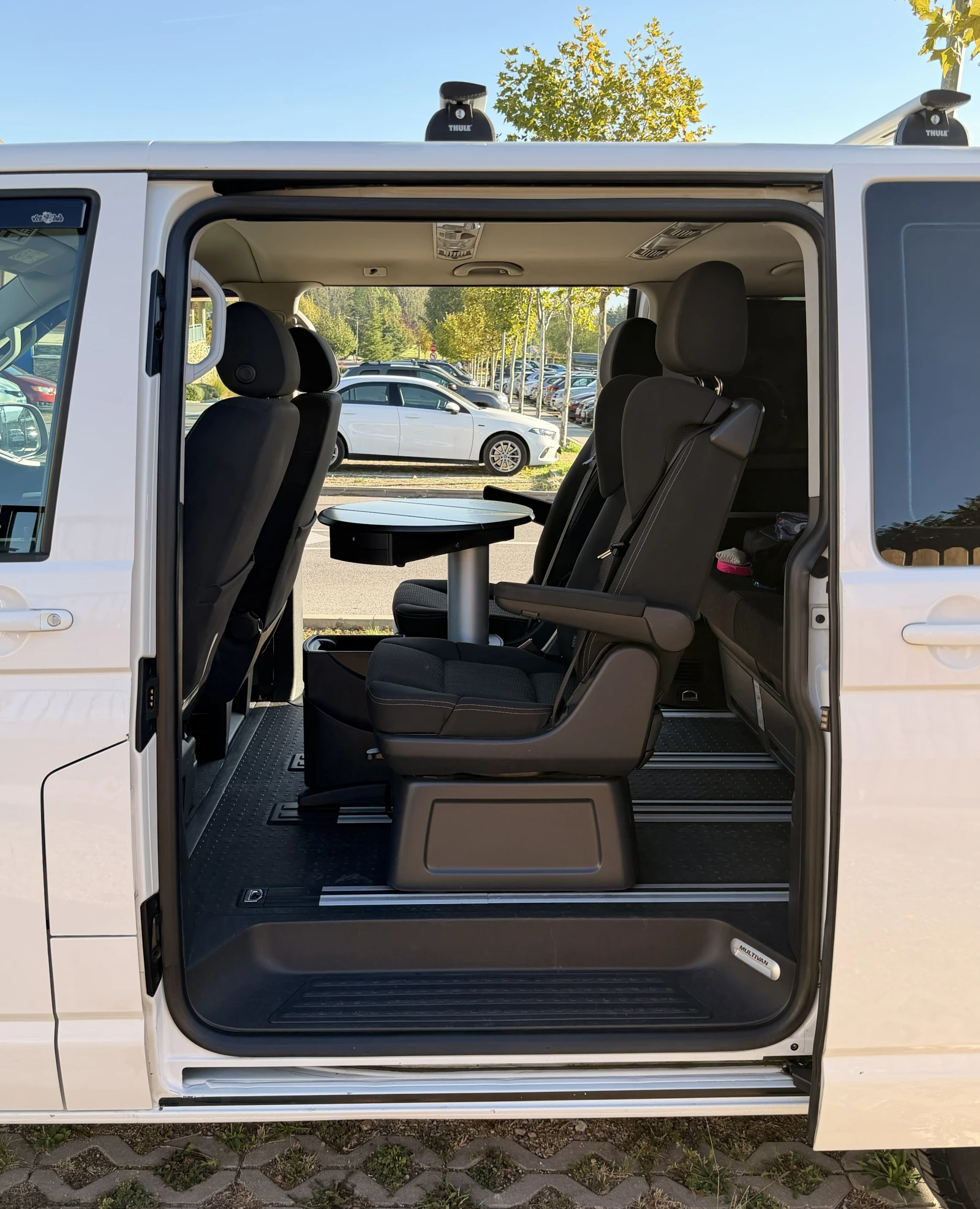 VW Multivan, снимка 5 - Автомобили и джипове - 56354777