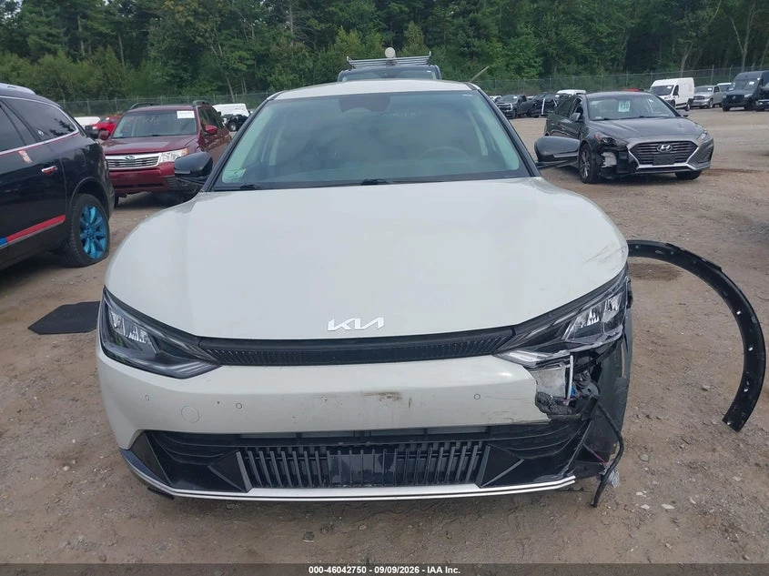 Kia EV6 Wind AWD, снимка 6 - Автомобили и джипове - 56405786