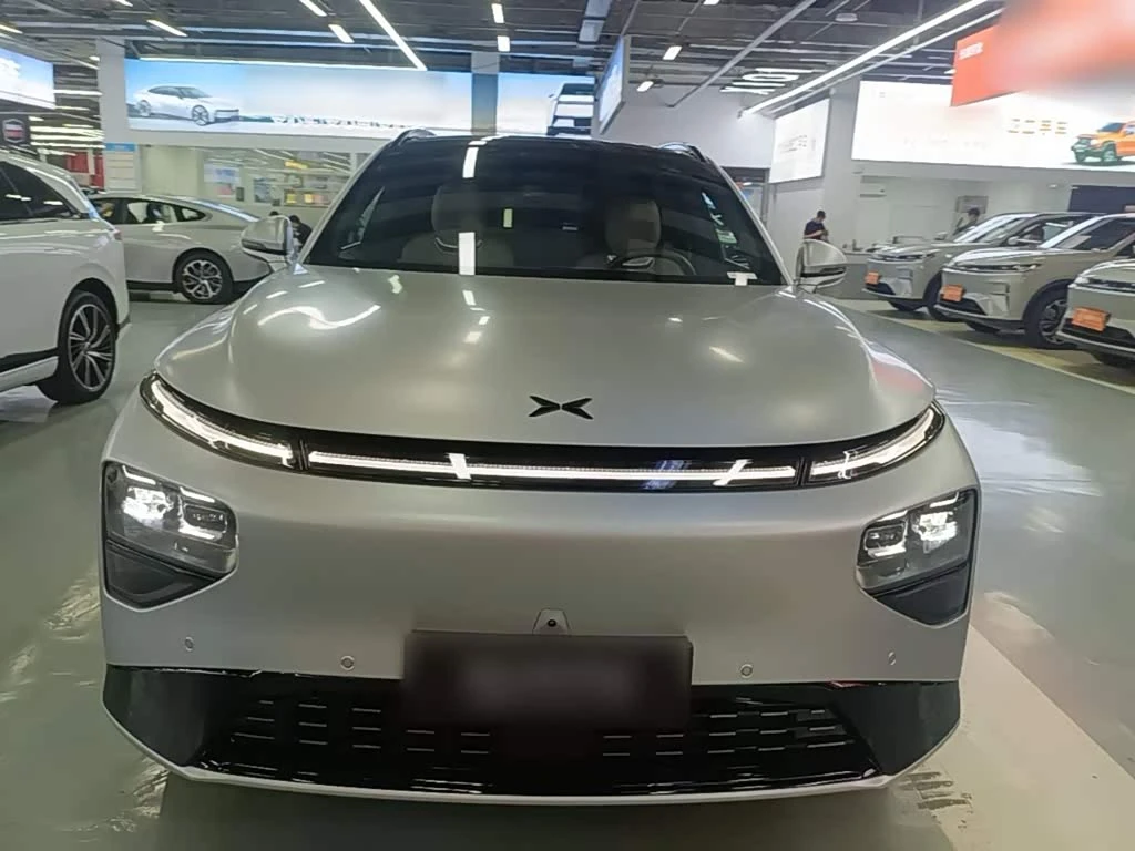 Xpeng G9 725 Long Range Max autogeorge.com, снимка 3 - Автомобили и джипове - 56468091