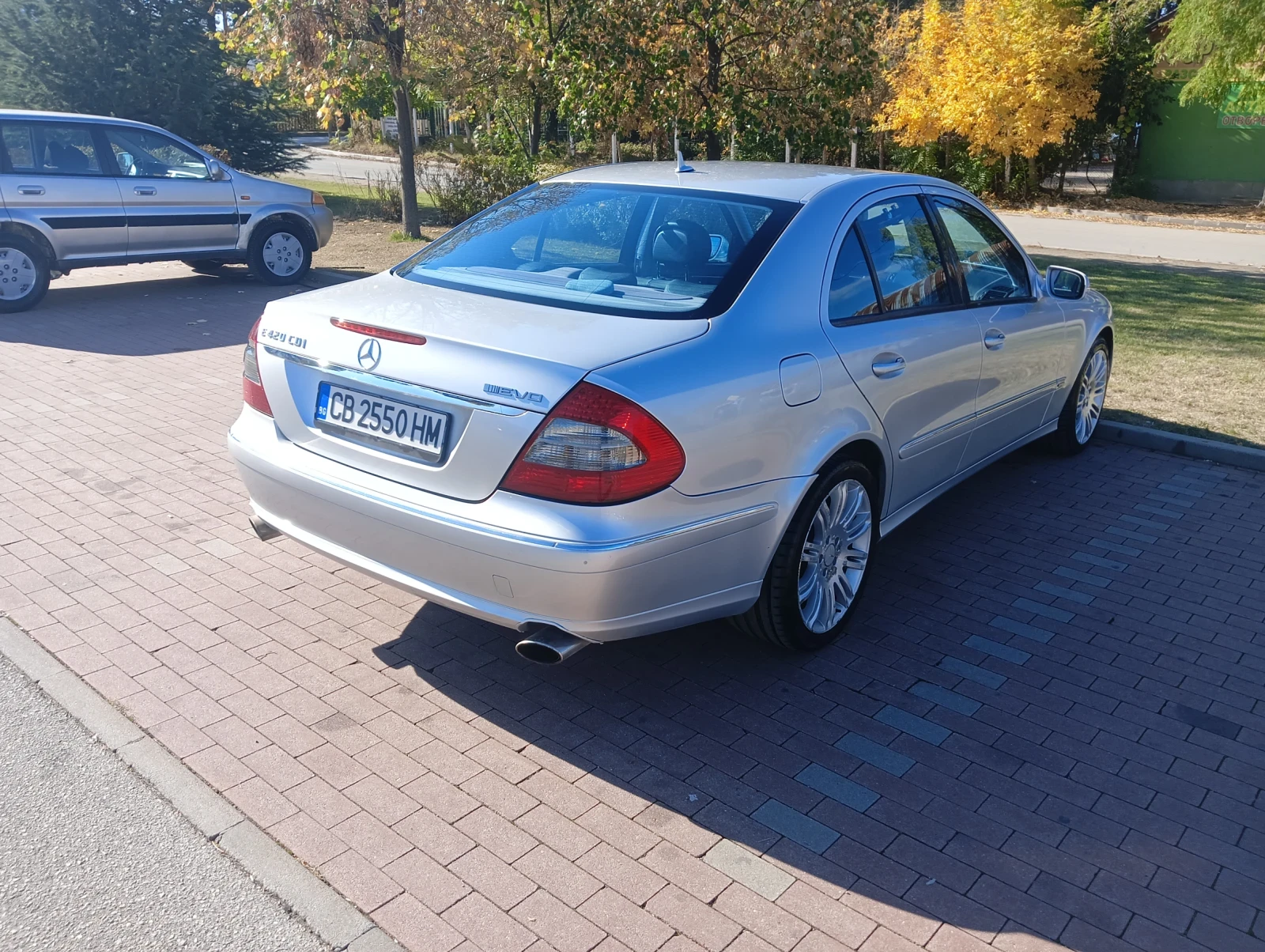 Mercedes-Benz E 420 420 CDI EVO, снимка 11 - Автомобили и джипове - 56578912