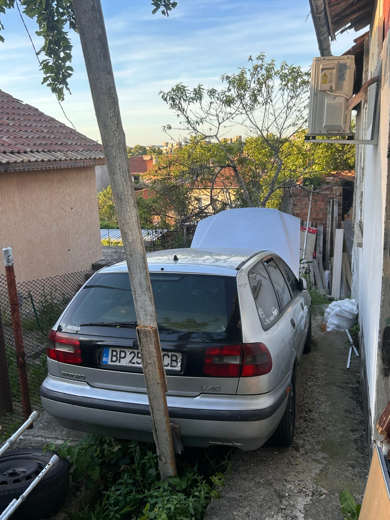 Volvo V40 1.9ТД, снимка 8 - Автомобили и джипове - 56581793