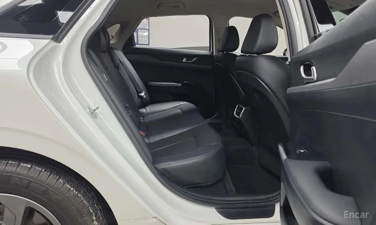 Kia K5 2.0 LPI ЗА ТАКСИ , снимка 11 - Автомобили и джипове - 56614130