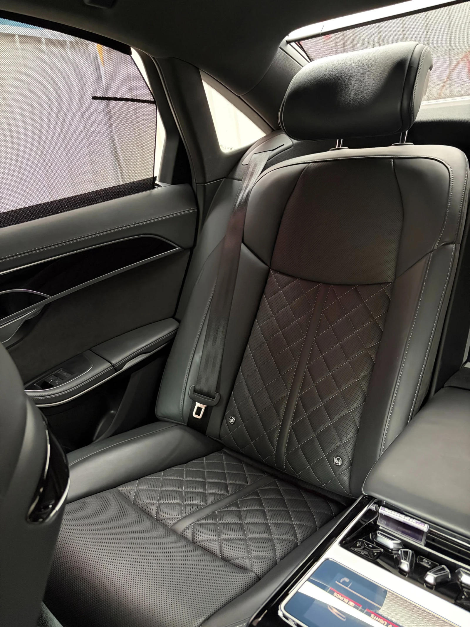 Audi A8, снимка 14 - Автомобили и джипове - 56738864