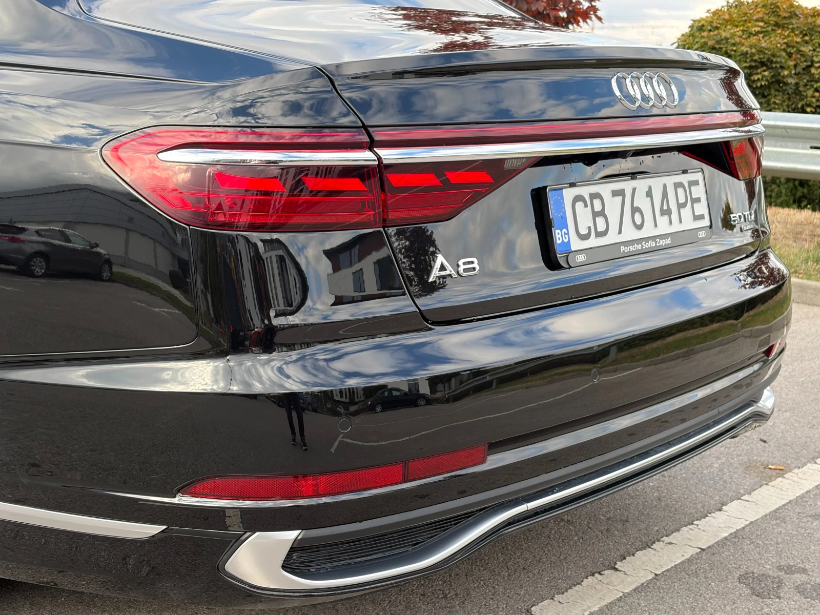 Audi A8, снимка 11 - Автомобили и джипове - 56738864