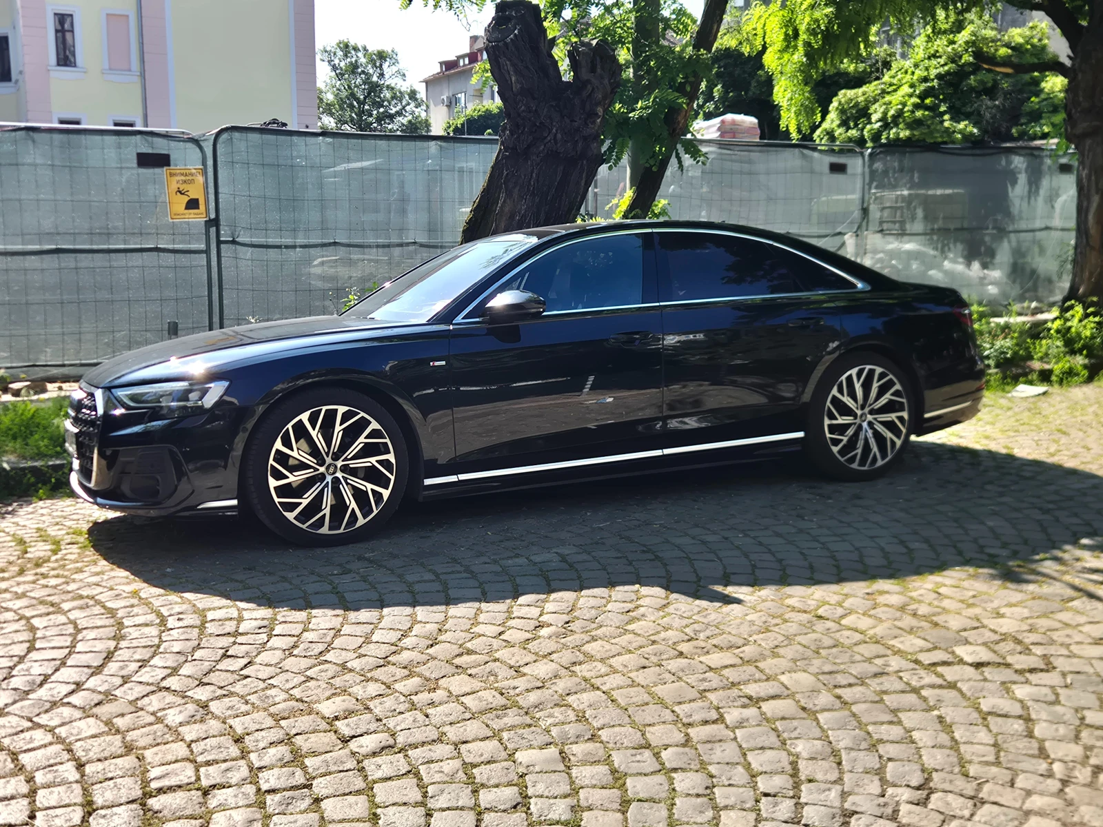 Audi A8, снимка 2 - Автомобили и джипове - 56738864