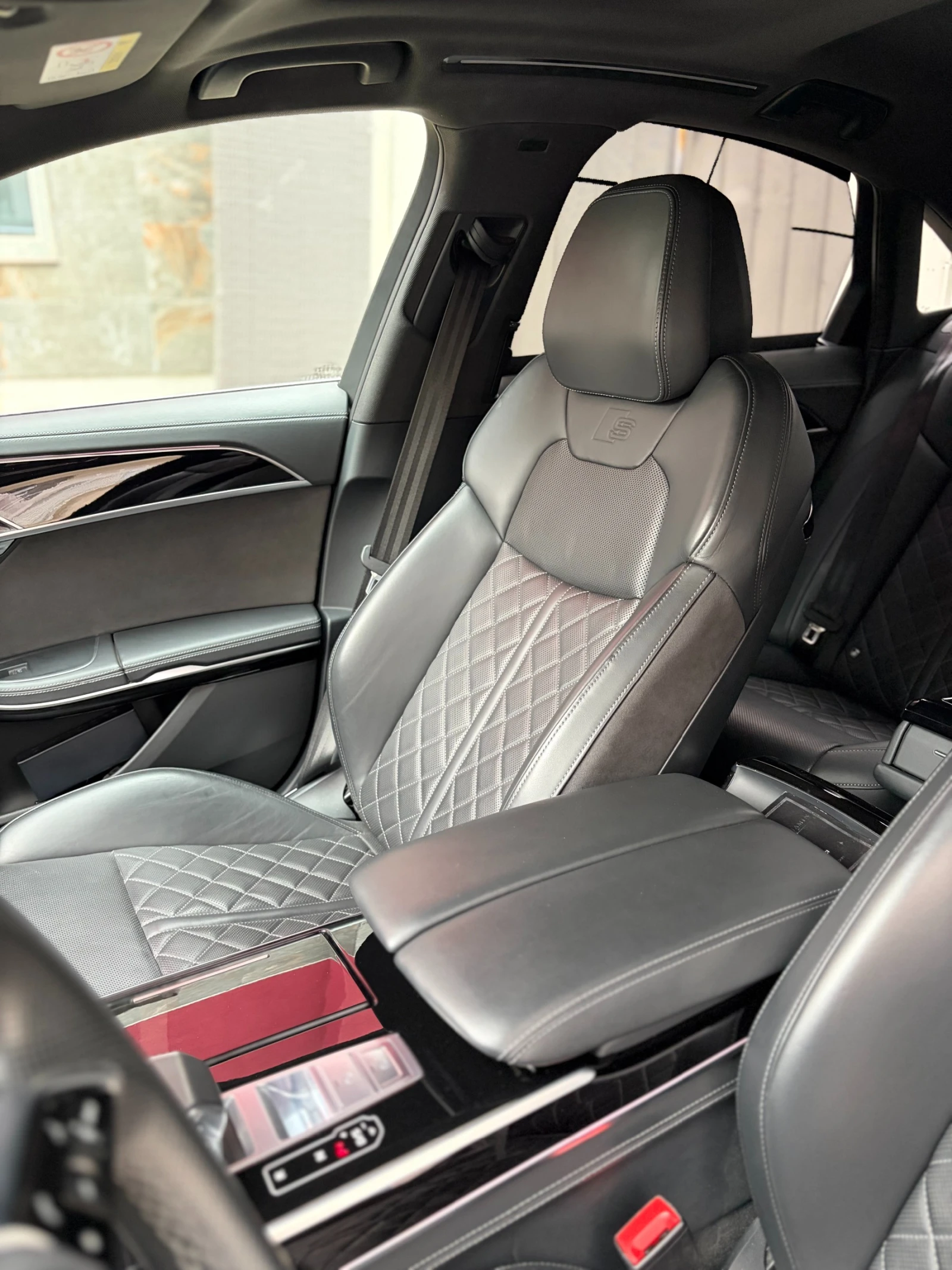 Audi A8, снимка 13 - Автомобили и джипове - 56738864