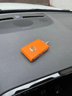 Volvo XC40 Recharge, снимка 3