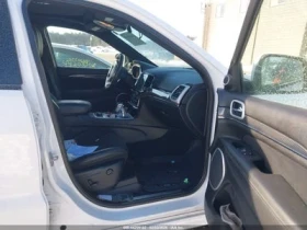 Jeep Grand cherokee SRT 6.4 * ОБДУХВАНЕ * СЕРВИЗНА ИСТОРИЯ * , снимка 6