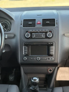 Обява за продажба на VW Touran 1.6TDI ~12 999 лв. - изображение 7