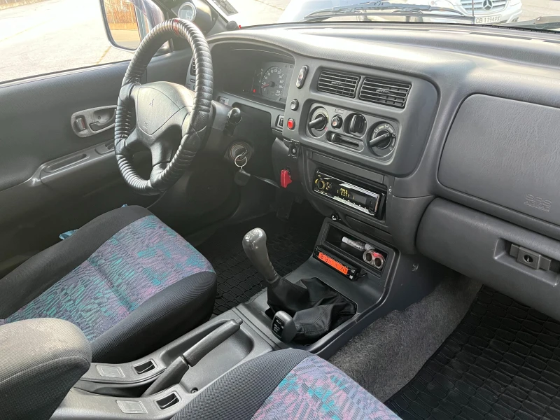 Mitsubishi Pajero sport, снимка 9 - Автомобили и джипове - 48512460