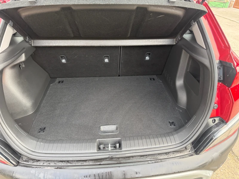 Hyundai Kona 2.0 SEL AWD, снимка 11 - Автомобили и джипове - 52860700