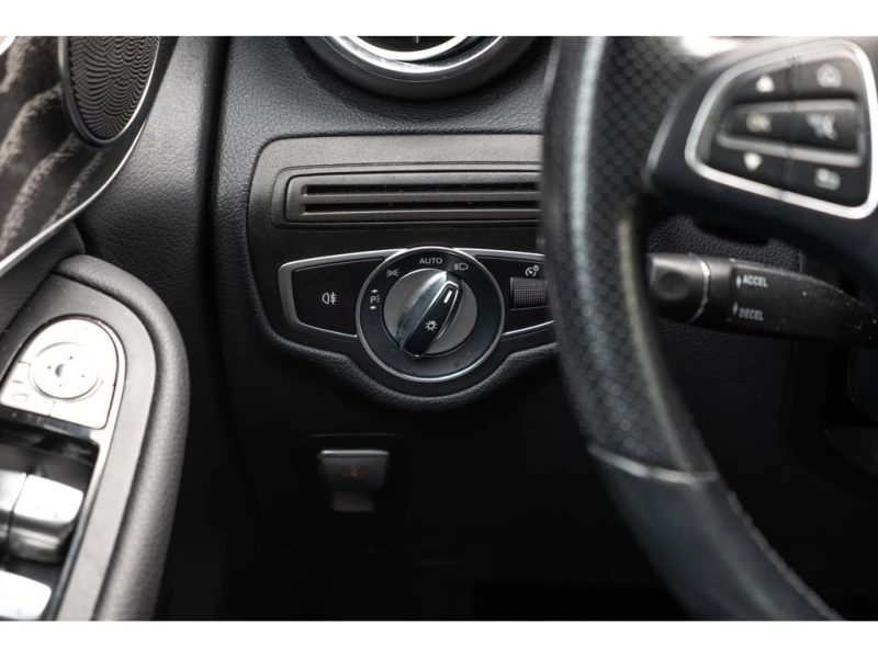 Mercedes-Benz GLC * 300| Premium| Sport| Panoroof| Navi| KEYLESS| LO, снимка 16 - Автомобили и джипове - 53044655