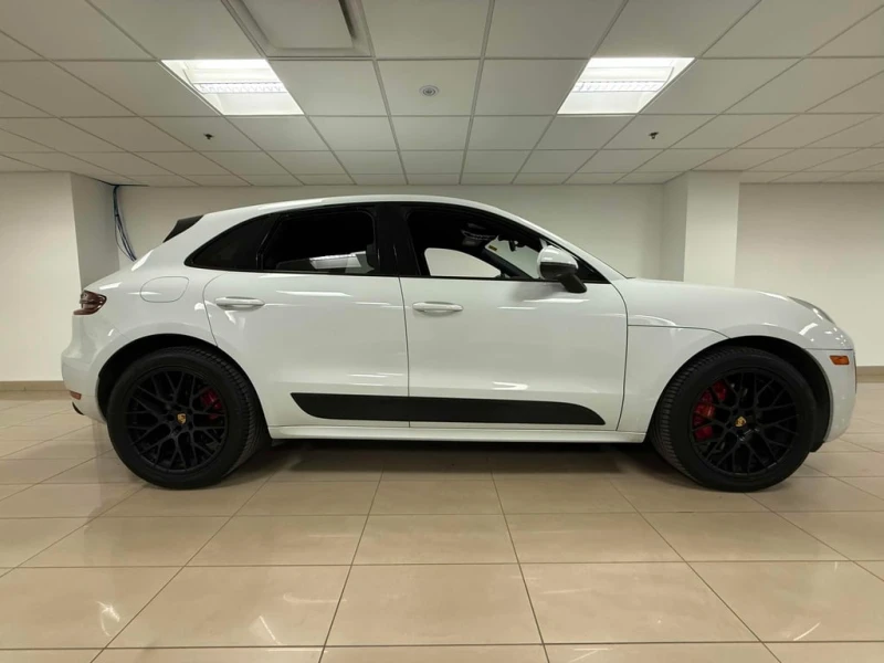 Porsche Macan * GTS * CARFAX * БЕЗ ПЪРВОНАЧАЛНА ВНОСКА, снимка 3 - Автомобили и джипове - 53173644