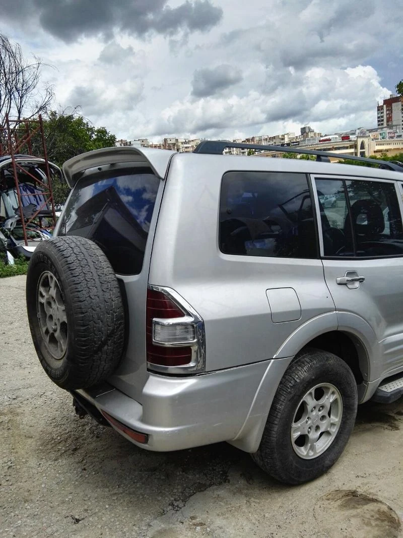 Mitsubishi Pajero, снимка 4 - Автомобили и джипове - 14956374