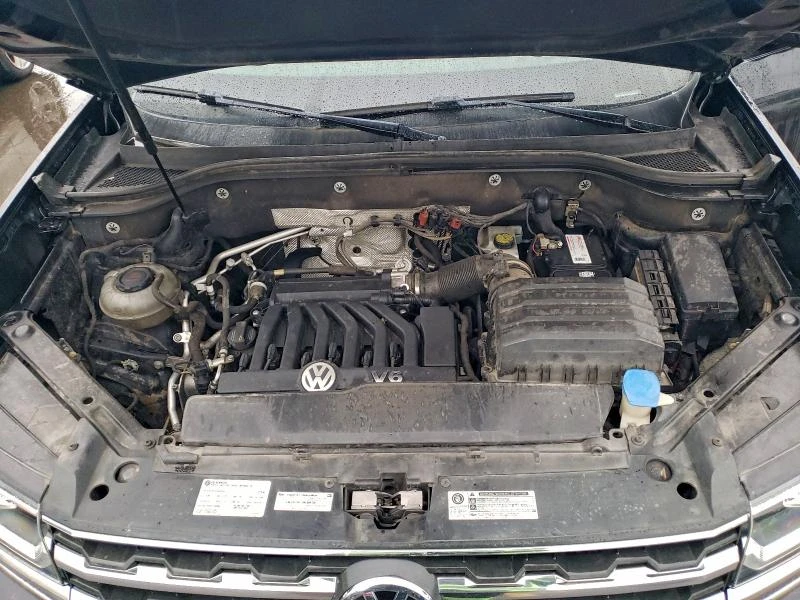 VW Atlas 3.6L 6 Front-wheel Drive, снимка 4 - Автомобили и джипове - 53083541