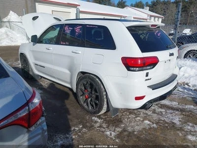 Jeep Grand cherokee SRT 6.4 * ОБДУХВАНЕ * СЕРВИЗНА ИСТОРИЯ * , снимка 4 - Автомобили и джипове - 54115362