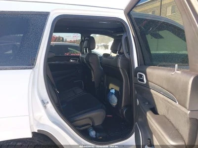 Jeep Grand cherokee SRT 6.4 * ОБДУХВАНЕ * СЕРВИЗНА ИСТОРИЯ * , снимка 10 - Автомобили и джипове - 54115362