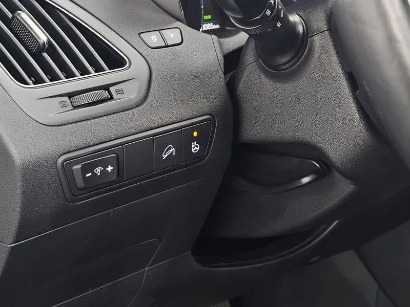 Hyundai Tucson Diesel (E-Vgt) 2Wd Modern, снимка 16 - Автомобили и джипове - 55895796