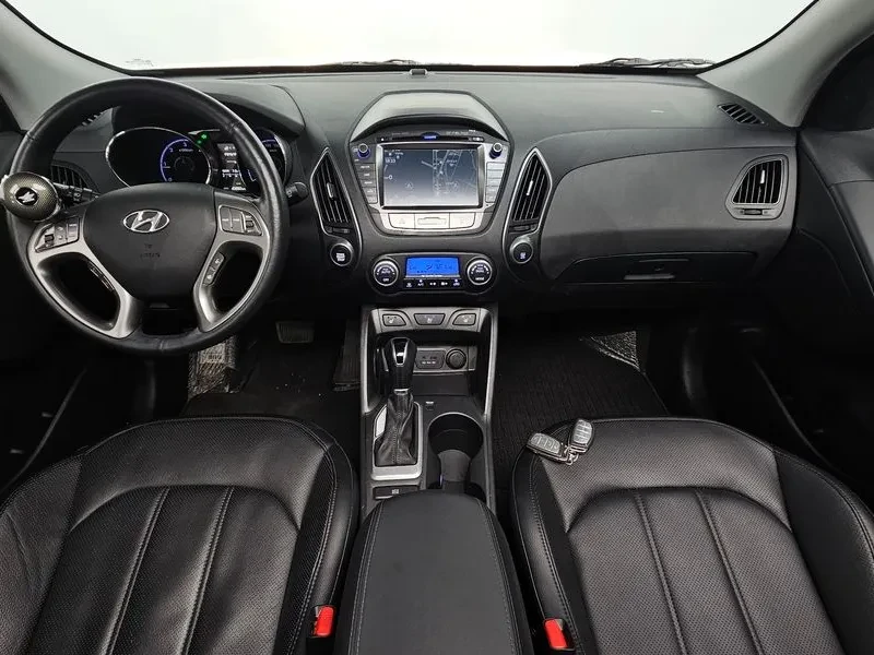 Hyundai Tucson Diesel (E-Vgt) 2Wd Modern, снимка 6 - Автомобили и джипове - 55895796
