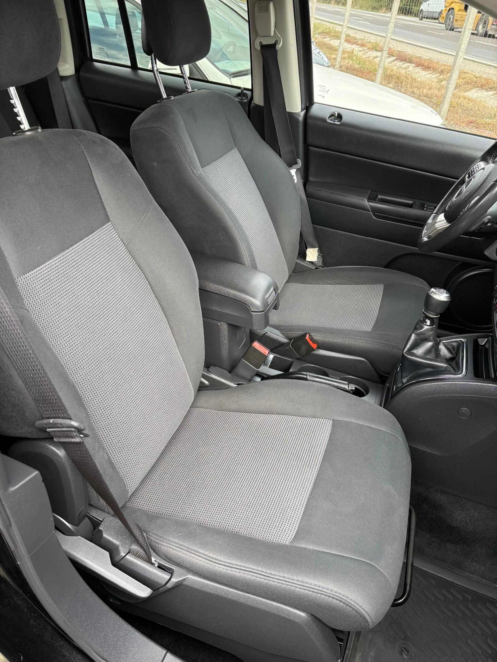 Jeep Compass 2.2  | Mobile.bg   13