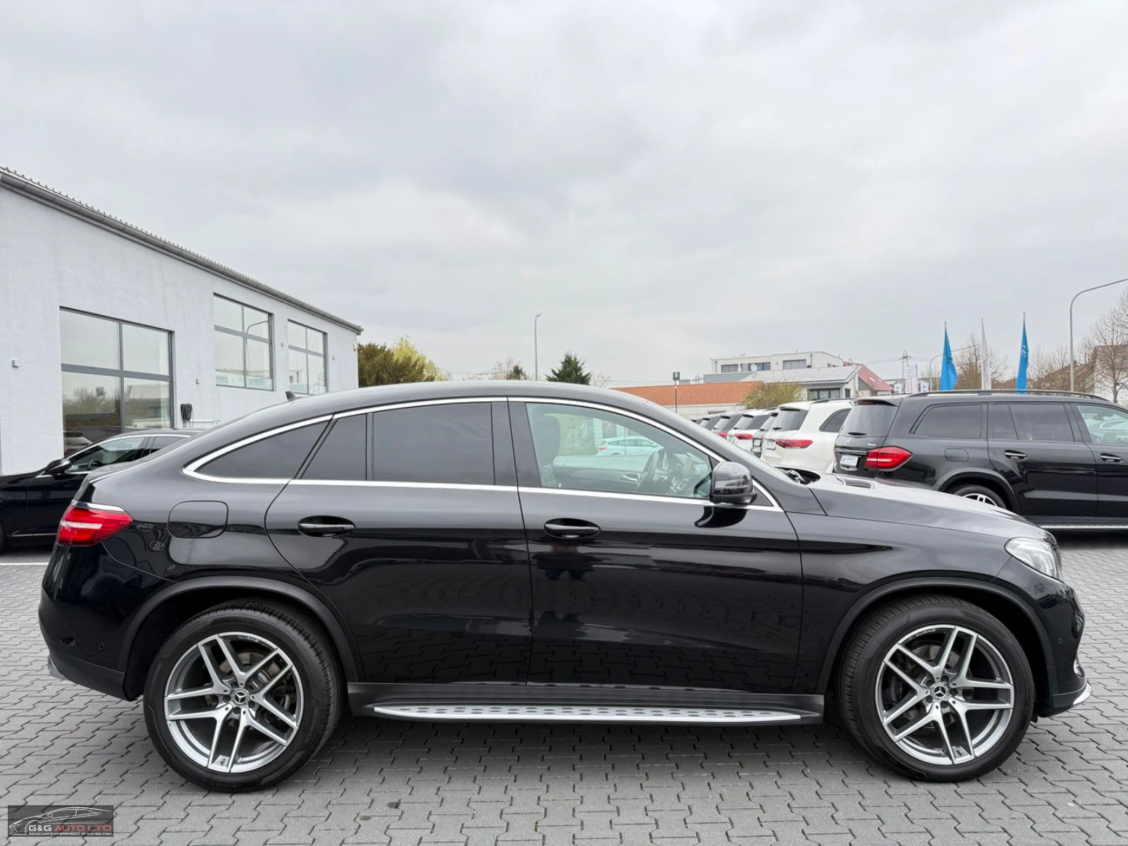 Mercedes-Benz GLE 350 4M/258HP/COUPE/AMG/3xDvD/360/ACC/HUD/NAVI/LED/283v - изображение 6