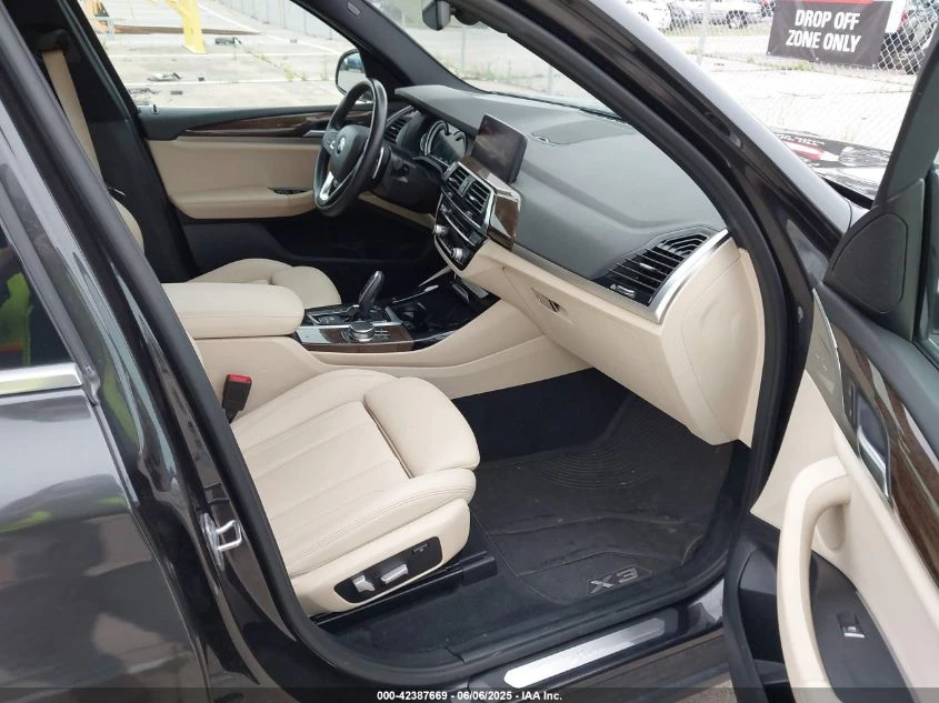 BMW X3 XDRIVE30I ФИКСИРАНА ЦЕНА! ПОДГРЕВ/RECARO/ШИБЕДАХ - изображение 7