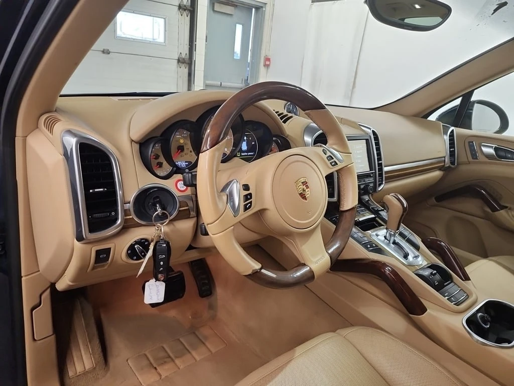 Porsche Cayenne * DIESEL * CARFAX * БЕЗ ПЪРВОНАЧАЛНА ВНОСКА - изображение 10