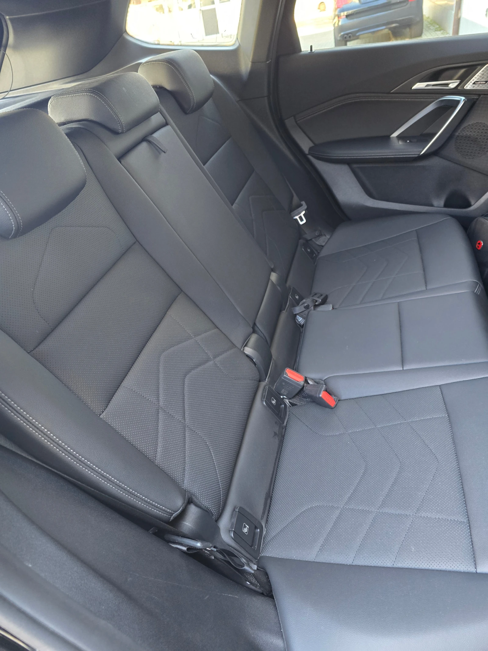 BMW X1 xDrive30e Plug-in Hybrid - изображение 7