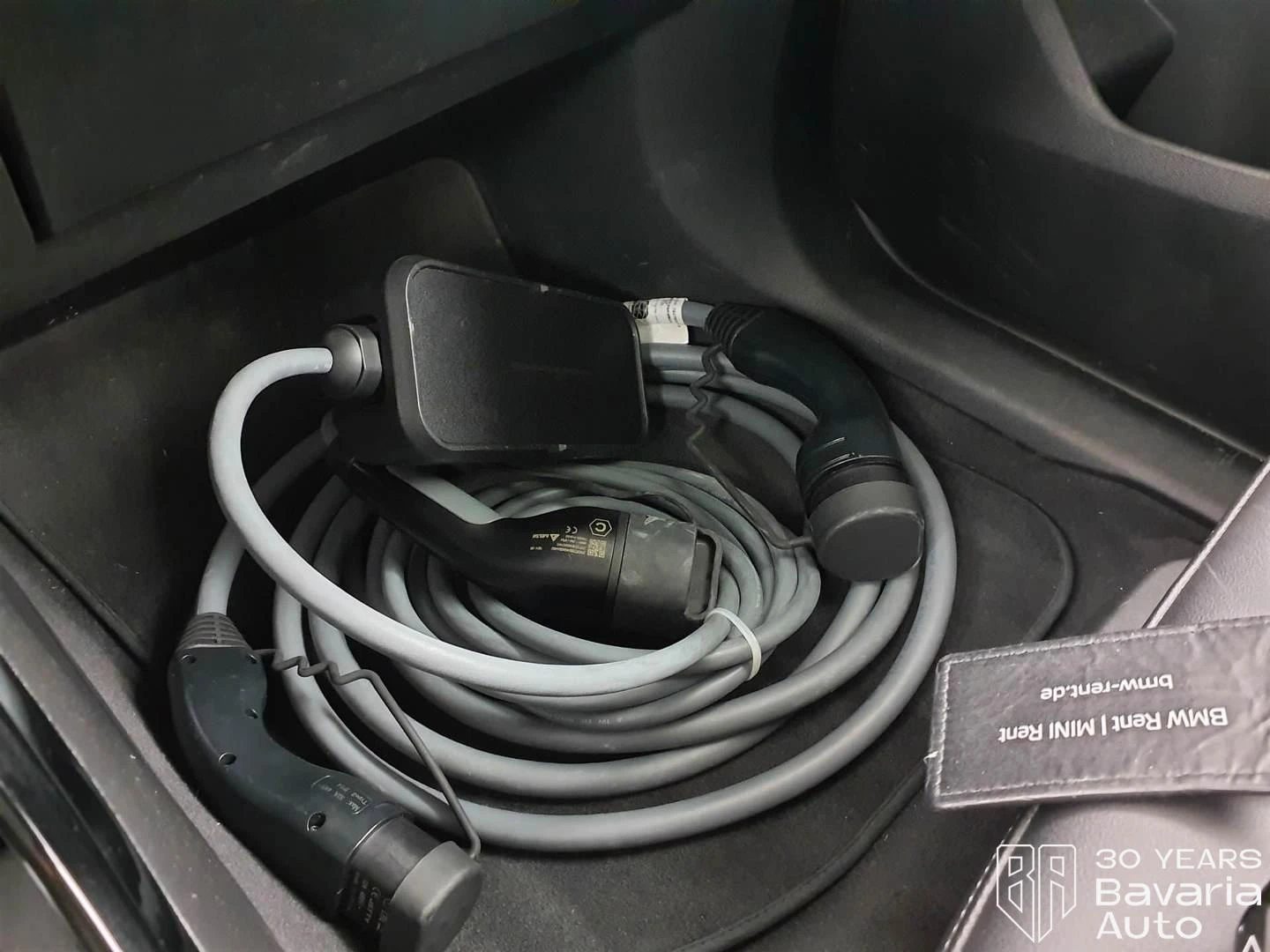 BMW iX1 30 xDrive M Sport Paket  | Mobile.bg   13