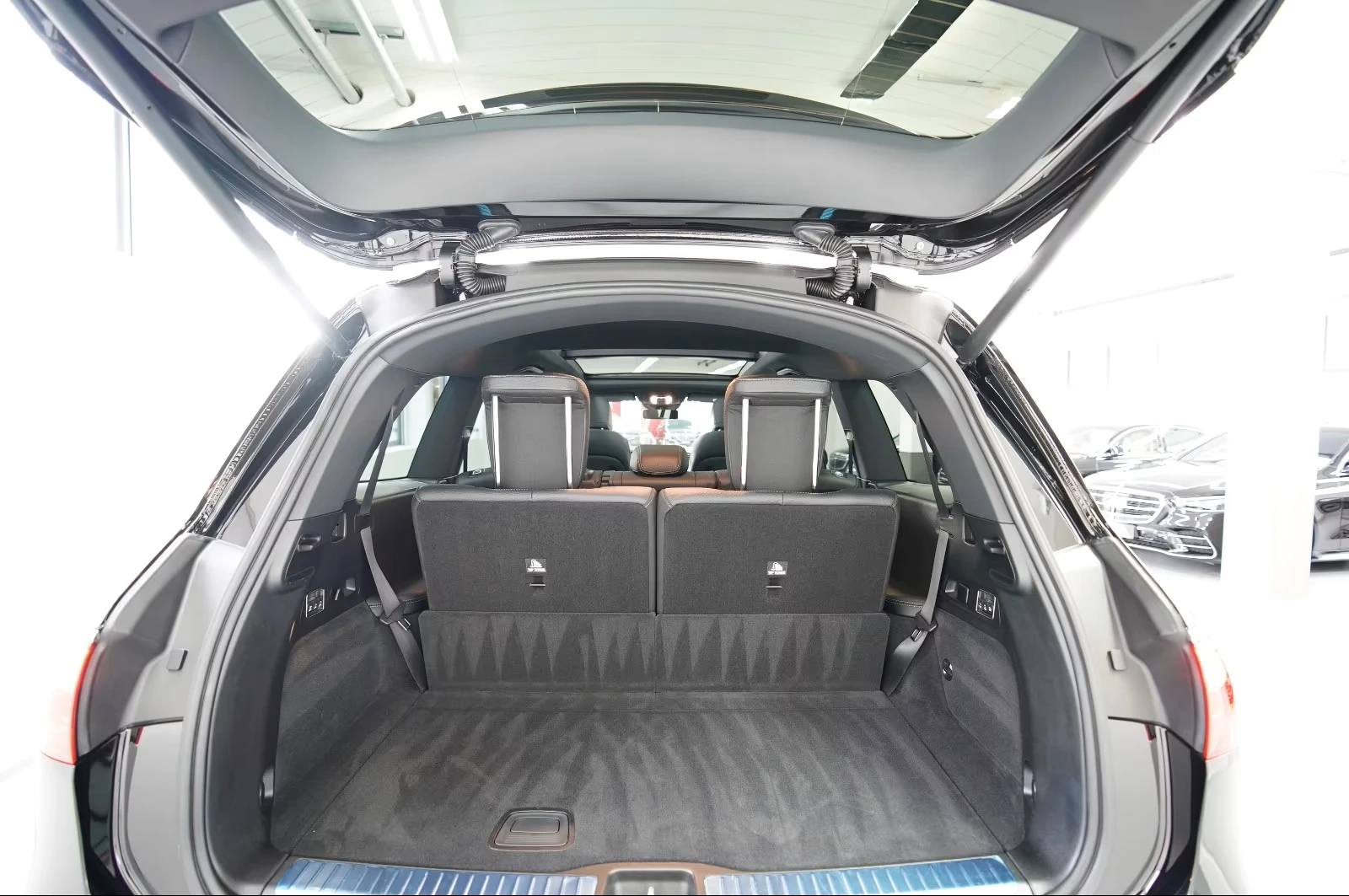 Mercedes-Benz GLS 350 FACELIFT* 4 MATIC* AMG* PANO* 360*  | Mobile.bg � ����������� 15