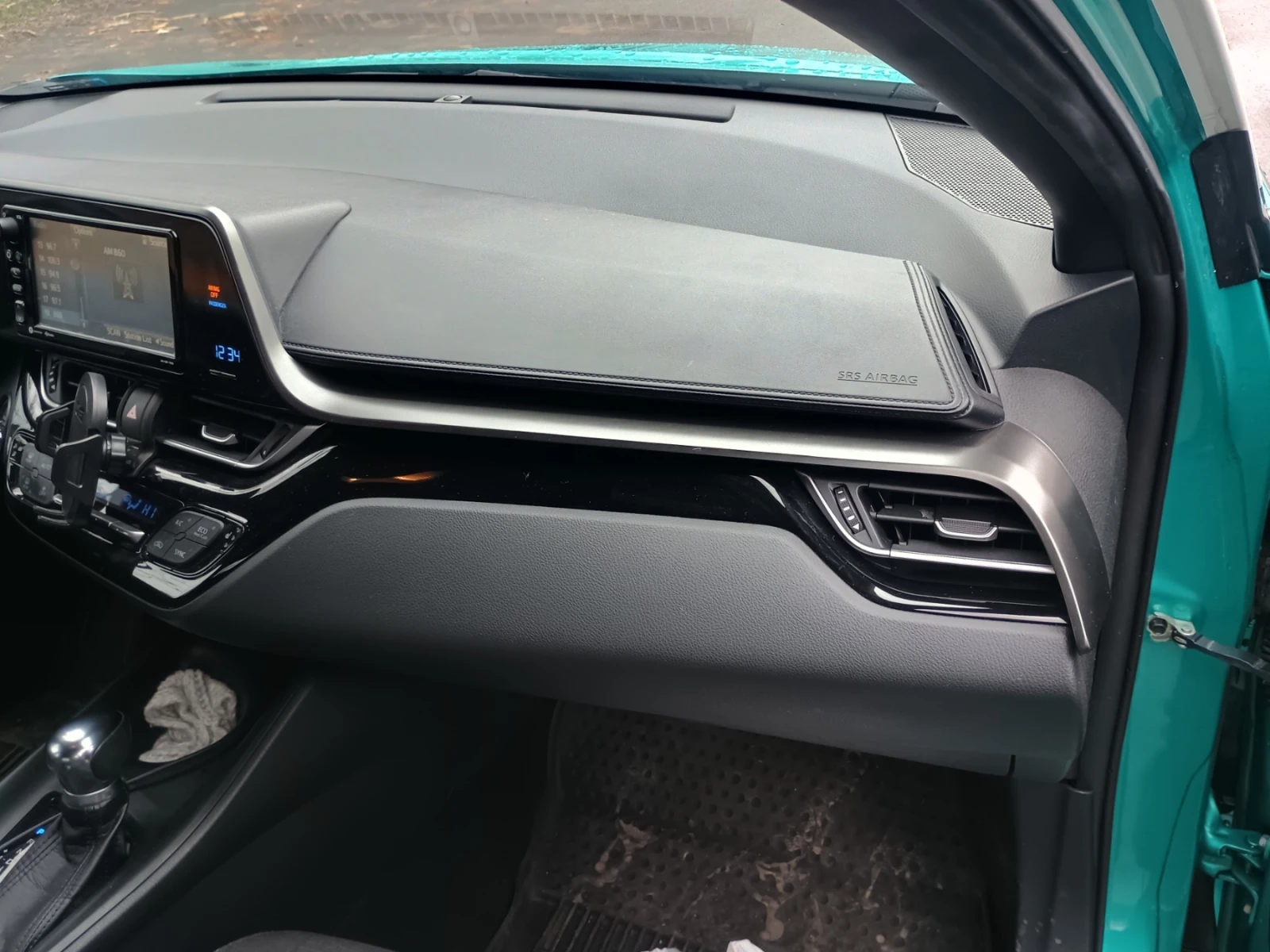 Toyota C-HR, снимка 12 - Автомобили и джипове - 54164181