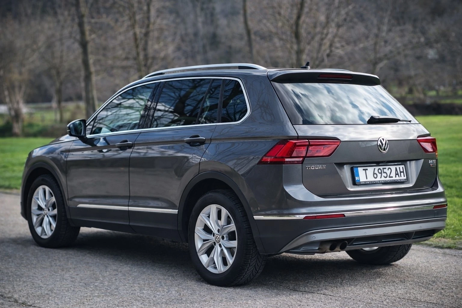 VW Tiguan 2.0 TDI/190hp/4motion/Lane/Side/ACC, снимка 3 - Автомобили и джипове - 54102700