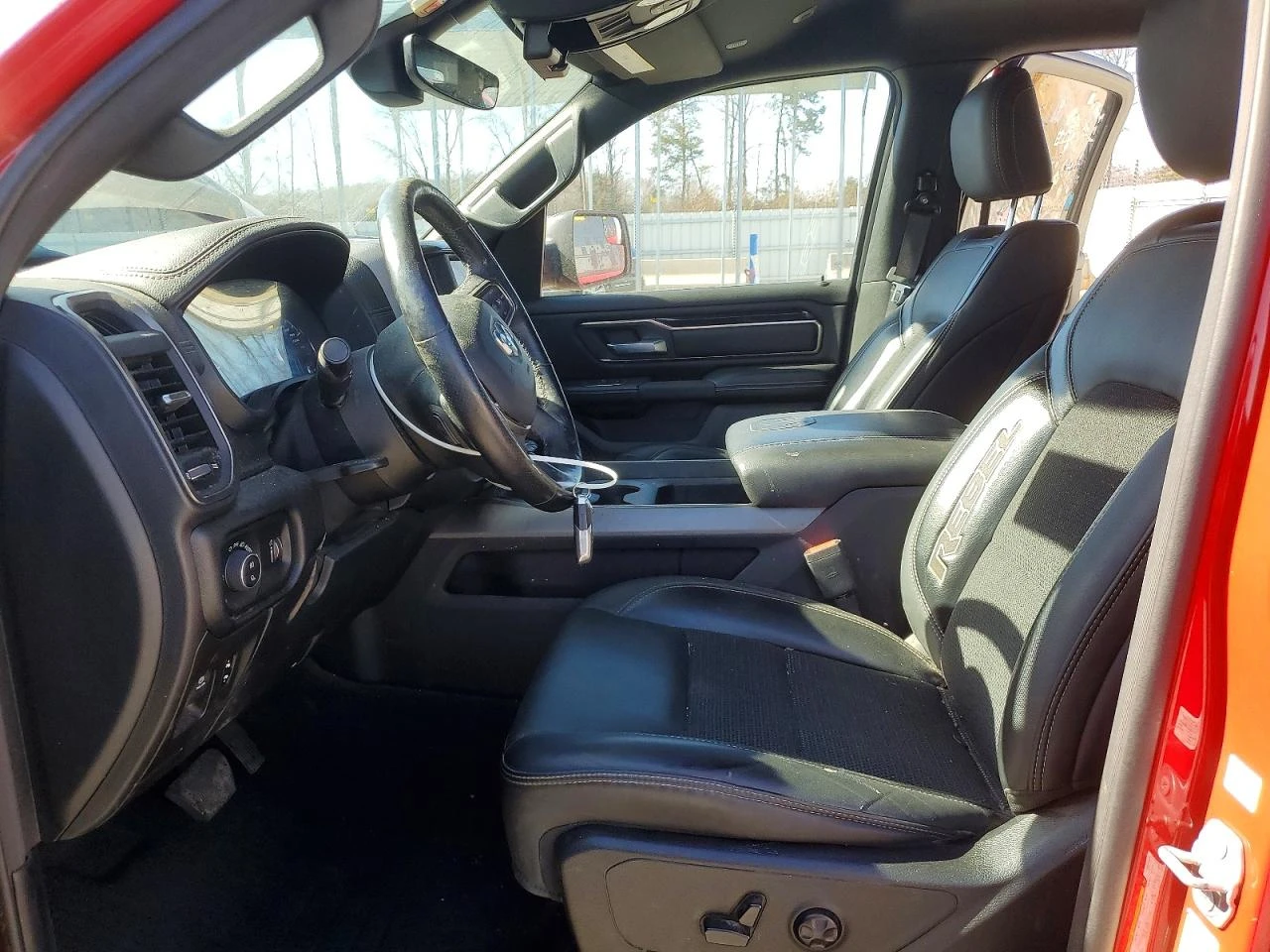 Dodge RAM 1500 REBEL 5.7 HEMI| КОЖА| 8ZF| , снимка 7 - Автомобили и джипове - 54128829