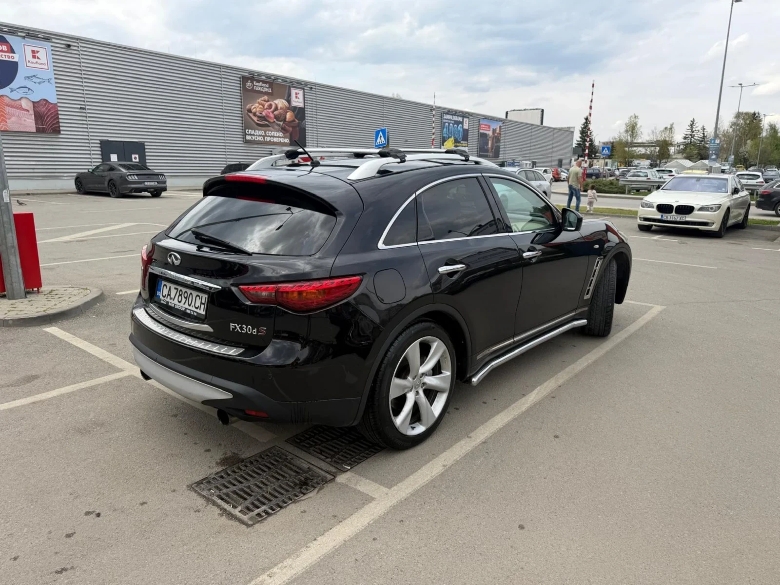 Infiniti Fx 30, снимка 7 - Автомобили и джипове - 54261752