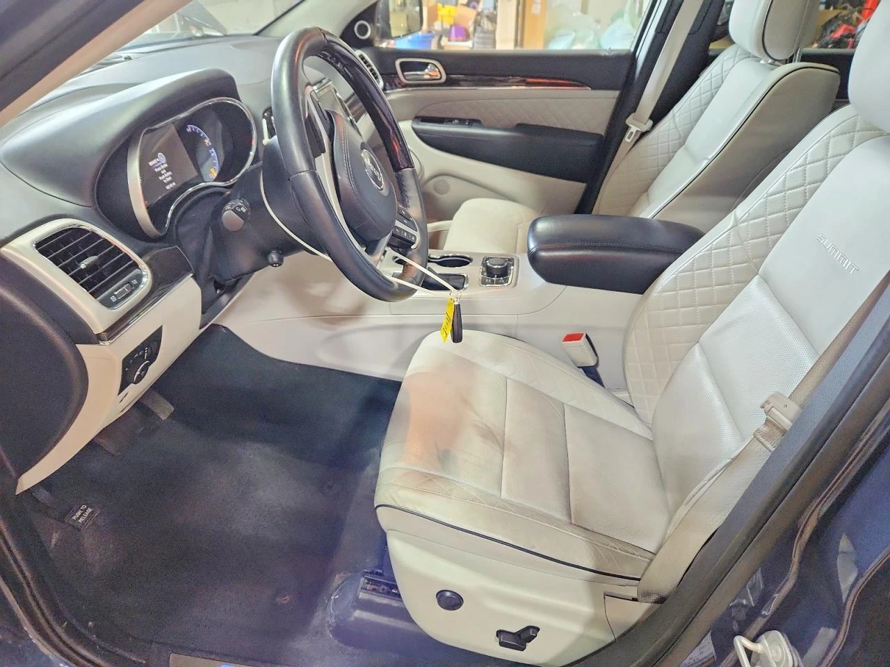 Jeep Grand cherokee SUMMIT* 3.6* DISTRONIC* ПАНОРАМА* ОБДУХВАНЕ, снимка 7 - Автомобили и джипове - 54515782