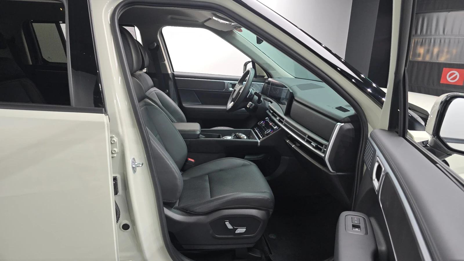 Hyundai Santa fe Prestige* 2.5T* Camera* 360* Smart Key* АВТОКРЕДИТ, снимка 11 - Автомобили и джипове - 54575948