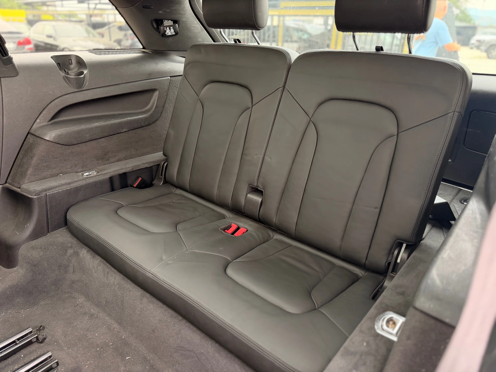 Audi Q7 3.0Tdi= Quattro= 7 Места= S-line= Панорама= , снимка 14 - Автомобили и джипове - 55015275