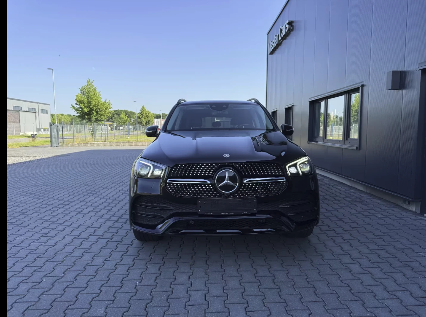 Mercedes-Benz GLE 350 4Matic AMG Distronic Airmatic, снимка 8 - Автомобили и джипове - 55222164