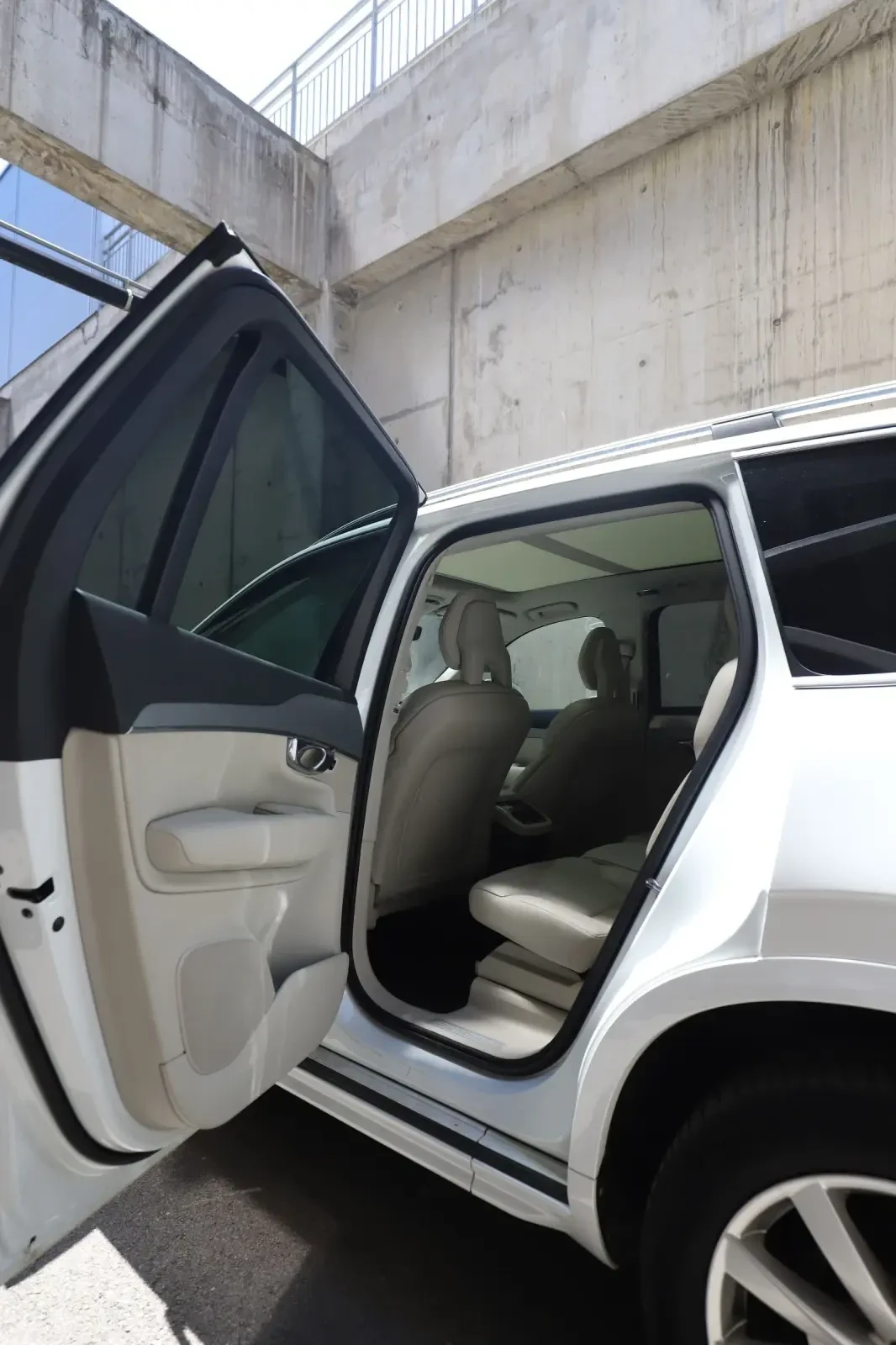 Volvo Xc90 T6 INSCRIPTION, снимка 13 - Автомобили и джипове - 55418312