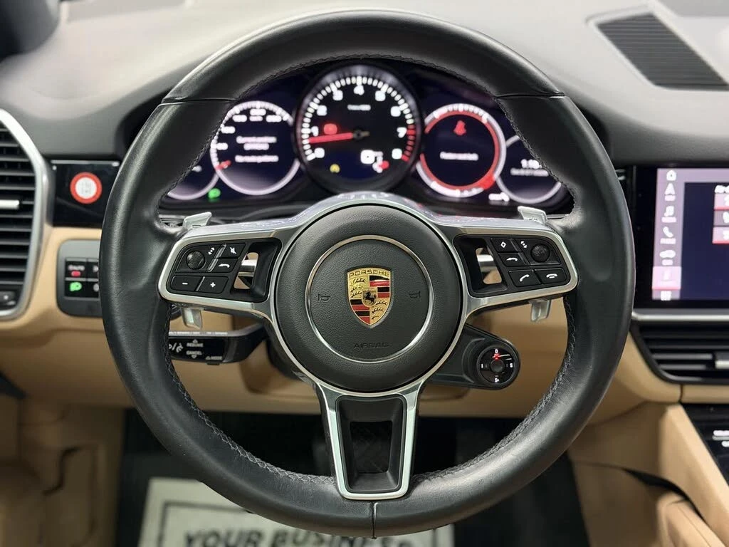 Porsche Cayenne COUPE* 3.0T* BOSE* CHRONO* 360 КАМЕРИ* ПАНОРАМА, снимка 9 - Автомобили и джипове - 55324884