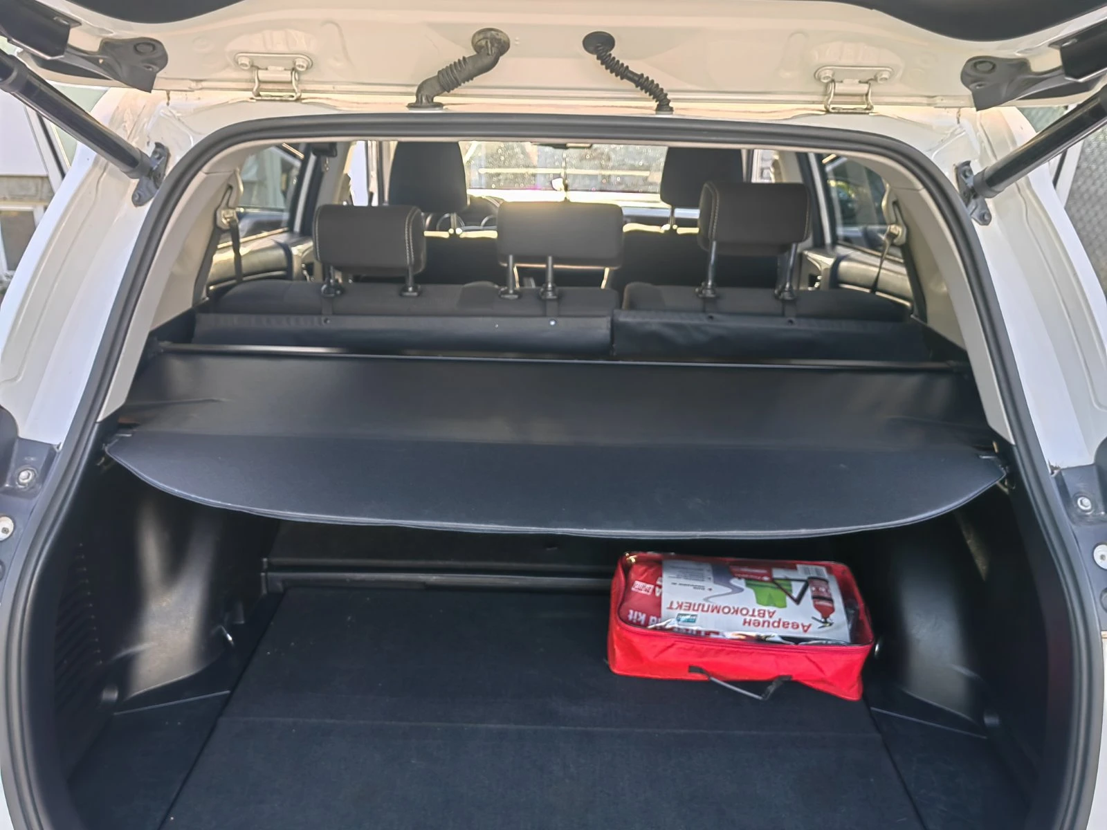 Toyota Rav4 AWD, снимка 6 - Автомобили и джипове - 55376838